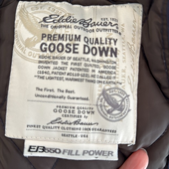 Eddie Bauer goose down quilted vest - Picture 4 of 8